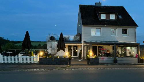 Mellys Café & Store - Foto 1