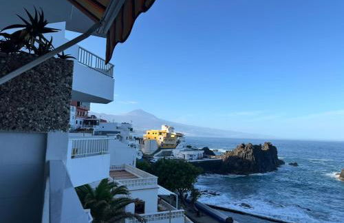 Apartamento acogedor con terraza frente al mar y vistas al Teide - Foto 2
