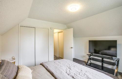 Spirit Lake Home with Fenced Yard 1 Mi to Water! - Foto 17