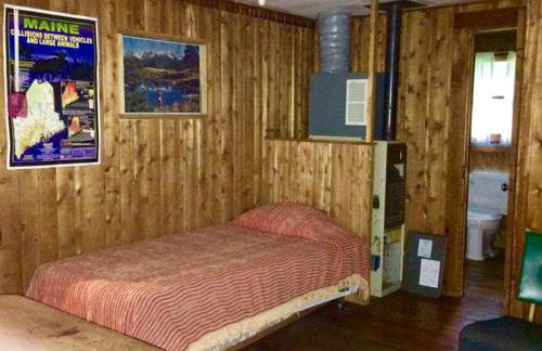 Lakefront Cabin Rental with Large Screen Porch near Baxter State Park, Maine - Foto 21