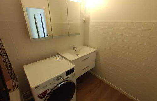 7 min walk to metro la défense, 2BDs parking - Foto 8