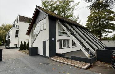 NOOQA Cologne - Comfort Riverside Home -160 qm, 2 Floors - Foto 14