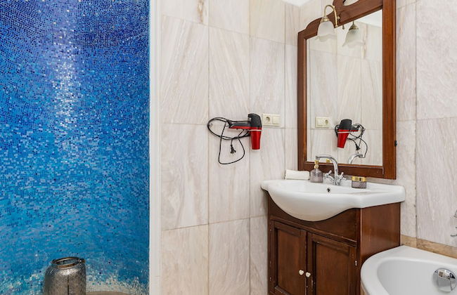 Real Apartments Andrassy - Foto 26