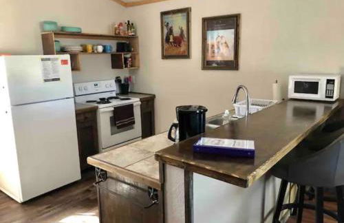 Cottonwood Creek Cabins - Alpine, TX - Foto 21