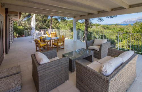 GuestHost - Seaview Villa with Large Terrace - Foto 4