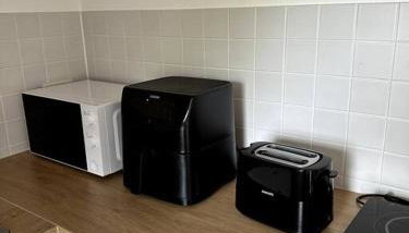 Großzügige 2-Zimmer-Wohnung mit Balkon, ruhige Lage - Foto 2