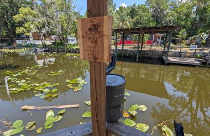 FREE BOAT to use ,Fish Camp, Water Front, Pets ok - Foto 3