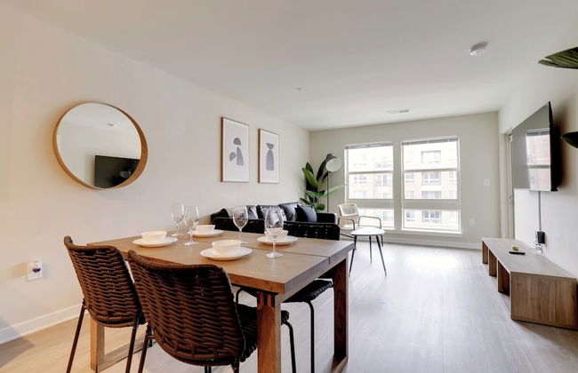 Comfort Apartments Near Capitol City - Photo 28