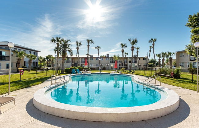 Sea Palm 1D is a 2 BR 1 Bath that is pet friendly and sleeps 6 by RedAwning - Foto 15