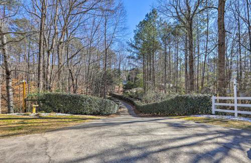 Immaculate Suwanee House with Pool and Game Room! - Foto 36
