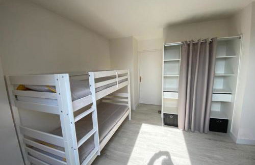 Duplex Apartment With Balcony And Close To The Sea - Photo 9