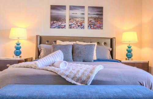 Relaxing Vegas Stay with BBQ & Games - Foto 13