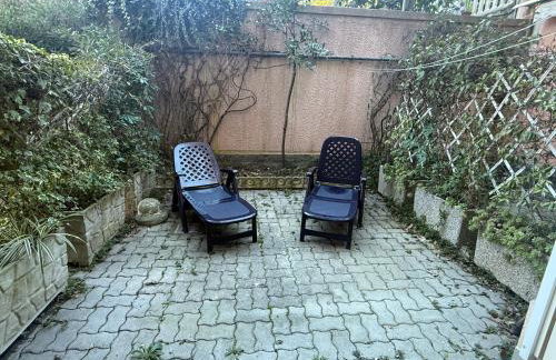 Relax con terrazza giardino e posto auto - Photo 8