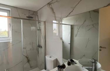 Brittos Home Lovely Stay - Villa Family - Foto 16