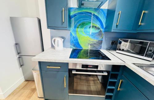 EVELYN - KENILWORTH STUDIO FLAT 30m2 - PRIVATE PARKING - Foto 2