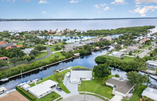 La Dolce Vita Your Waterfront Jackpot - Foto 70