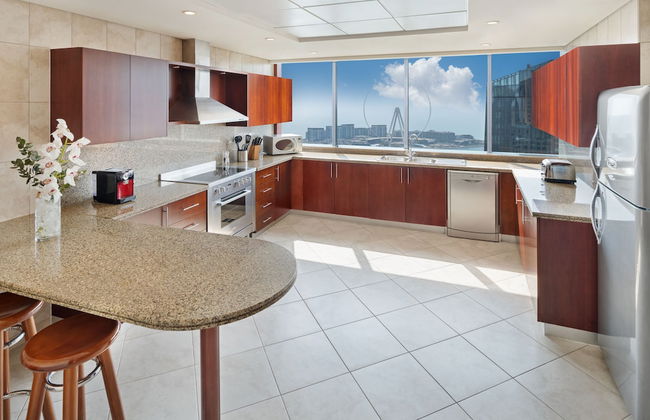 Blue Beach Tower - Photo 33