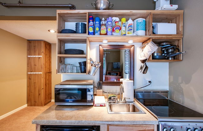 37SLL - Economical - Convenient - Kitchenette - Sleeps 2 - Foto 5