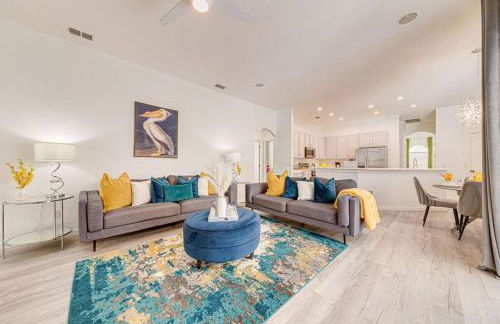 596 Modern 5 bed home overlooking beautiful golf course and conservation with Games room - Foto 72