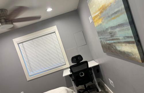 PHX Airport 9BR, 7BA, BBQ, events and pets Allowed - Photo 17