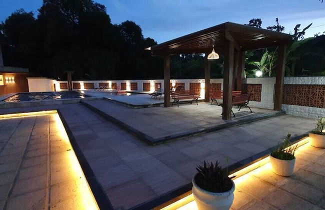 Hotel Cantinho Das Flores - Photo 28