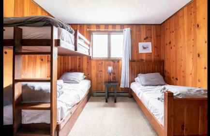 Beautiful Windham Chalet 2 minutes to the Mountain - Foto 29