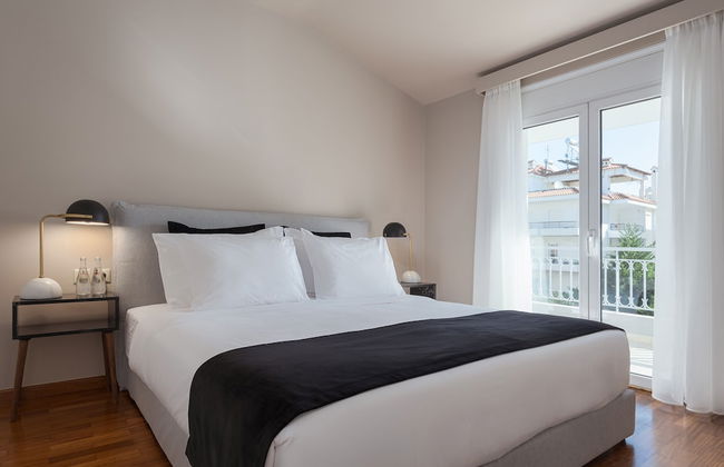 Athenian Grand Riviera Villa - Photo 5