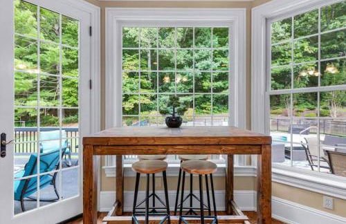 Lush Palace Has Power and Water, MTR Options - Foto 26