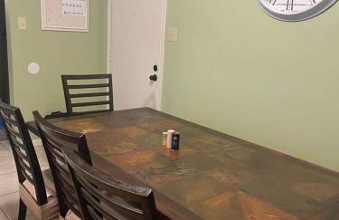 Comfy home away from home. - Holiday Home - Foto 4