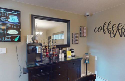 Tacit Shadow Resort Paradise Deluxe Suite, Gym, Coffee Bar, Hot-Tub, Free Laundry, Food Available - Foto 22