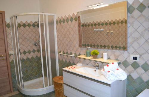 TERESA HOLIDAY - Foto 45