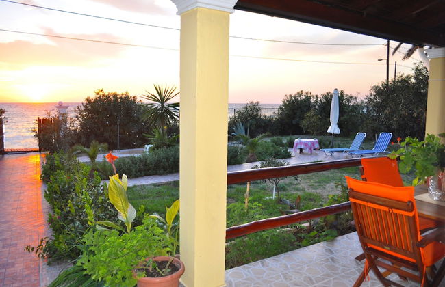 Beachfront Holiday House Eftichia - Foto 10