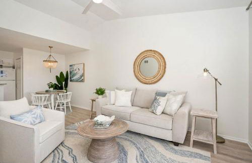 Luxury Beachside Condo - Half Mile from Beach - Foto 15