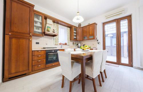 Alkantara Holiday Home - Photo 15