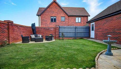 4 bed house in Milton Keynes - freeparking - wifi - Foto 5