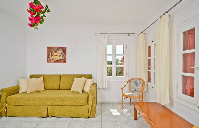 Ydreos Studios & Apartments - Photo 38