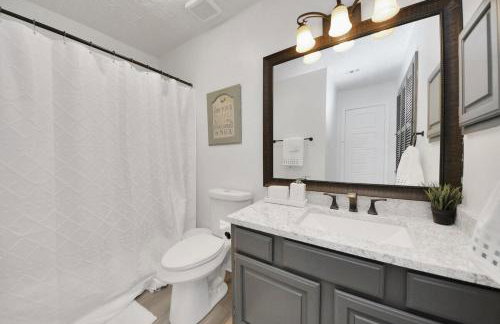 Spacious 3BR Retreat Near Katy's Top Attractions - Foto 15