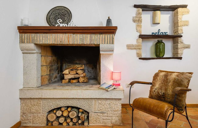 Beautiful Stone Villa in Tinjan With Swimming Pool - Foto 17