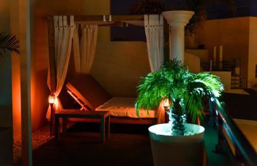 Luxury penthouse,first line - Photo 40