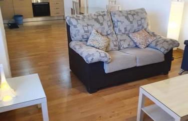 3F, Aire Acondic, 80m2, 2 dormitorios, 4 huéspedes, WIFI GRATIS - Foto 4