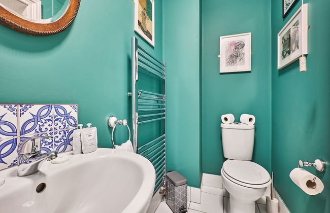 Snug at Clarence - Near Museum of Free Derry and Bloody Sunday Memorial - Foto 16