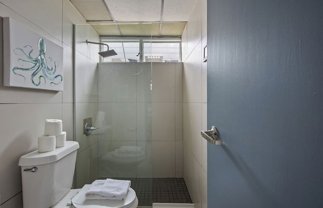 Navio Beach 2BDR Oceanfront Pool Parking - Photo 24