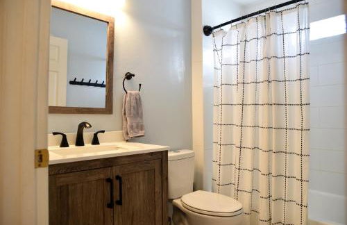 Artisan's Retreat - Poolside Paradise Near Disney - Foto 57