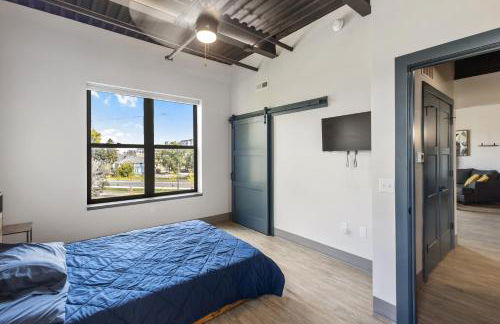 301 - Downtown Condo 1 Bedroom View of City With Fireplace - Foto 16