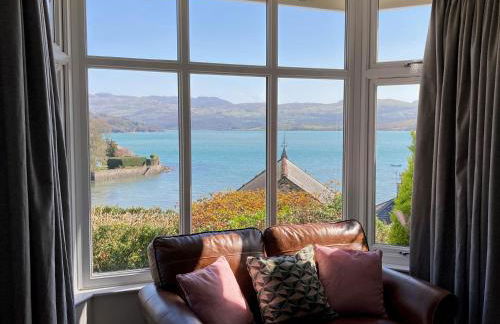 Bryn Gwyn, Sleeps 8, Sea Views, Borth y Gest - Photo 2