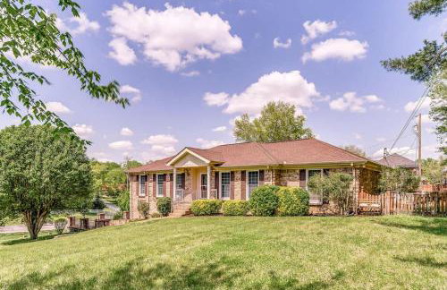 The Chestnut Cottage by Stay Local Nashville - Foto 7