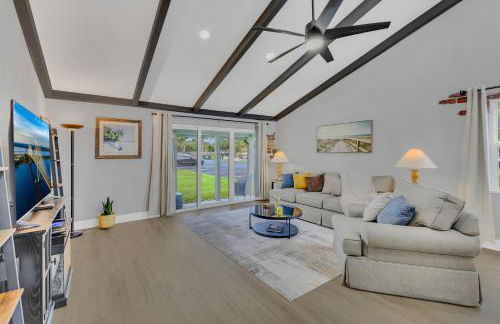 Ground Level and End Condo Unit - Quiet 2 Bedrooms and 1 Bath - Foto 1