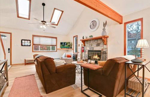 Rustic Modern Retreat in Poconos - Foto 51