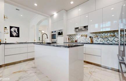 Luxury House with Movie Theater - Foto 60