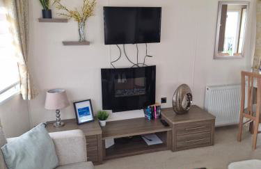 Ascot at Lochlands - Photo 1